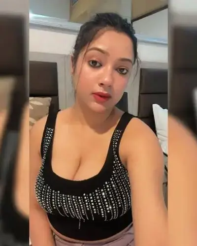 Call Girls Service KirtiNagar