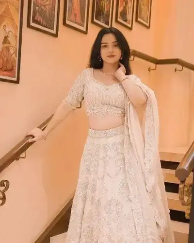 Escort Service In KirtiNagar